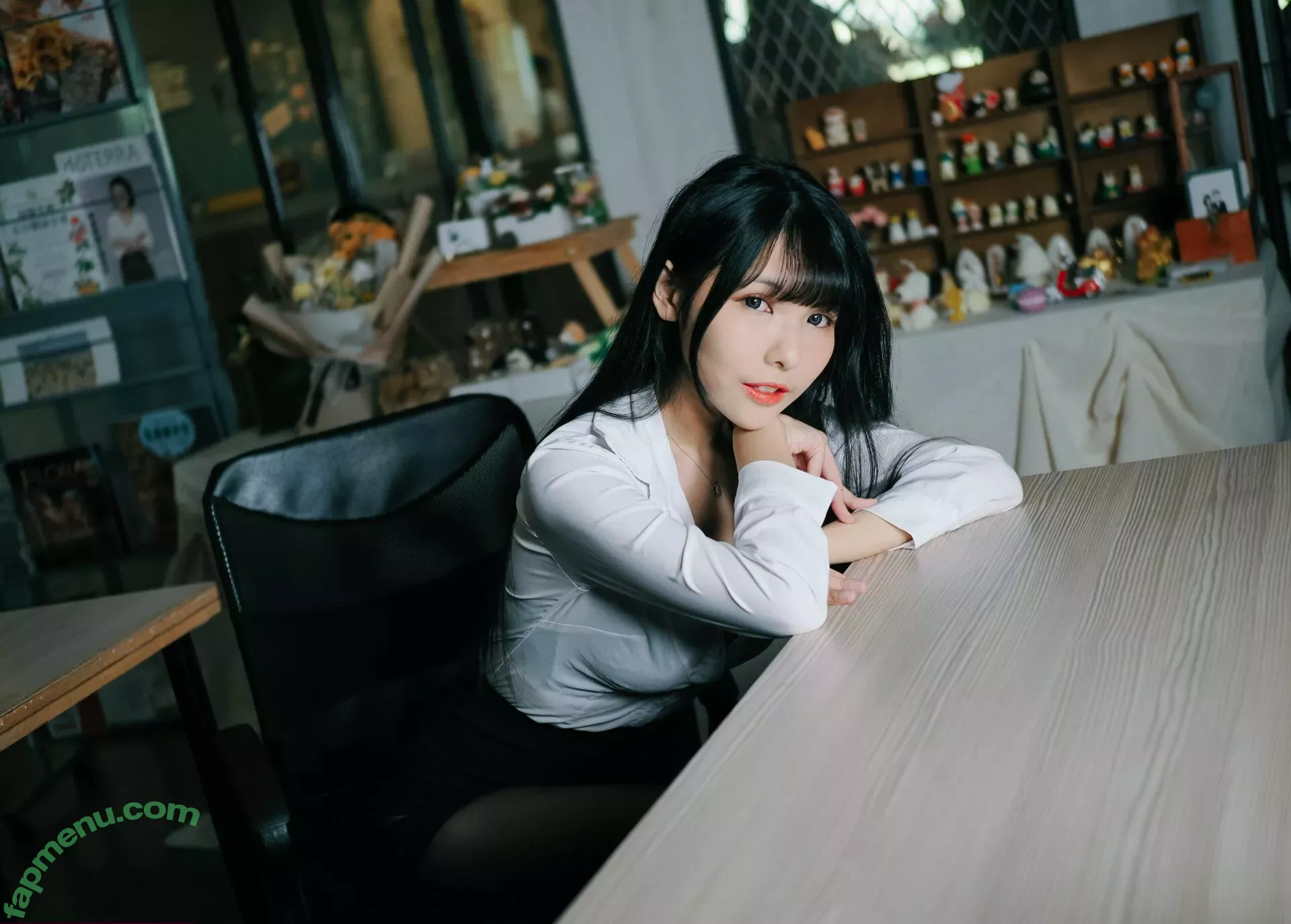 victoria__1998__ nude photo #0011 (victoria__1998_ / 依霜 ゆい)