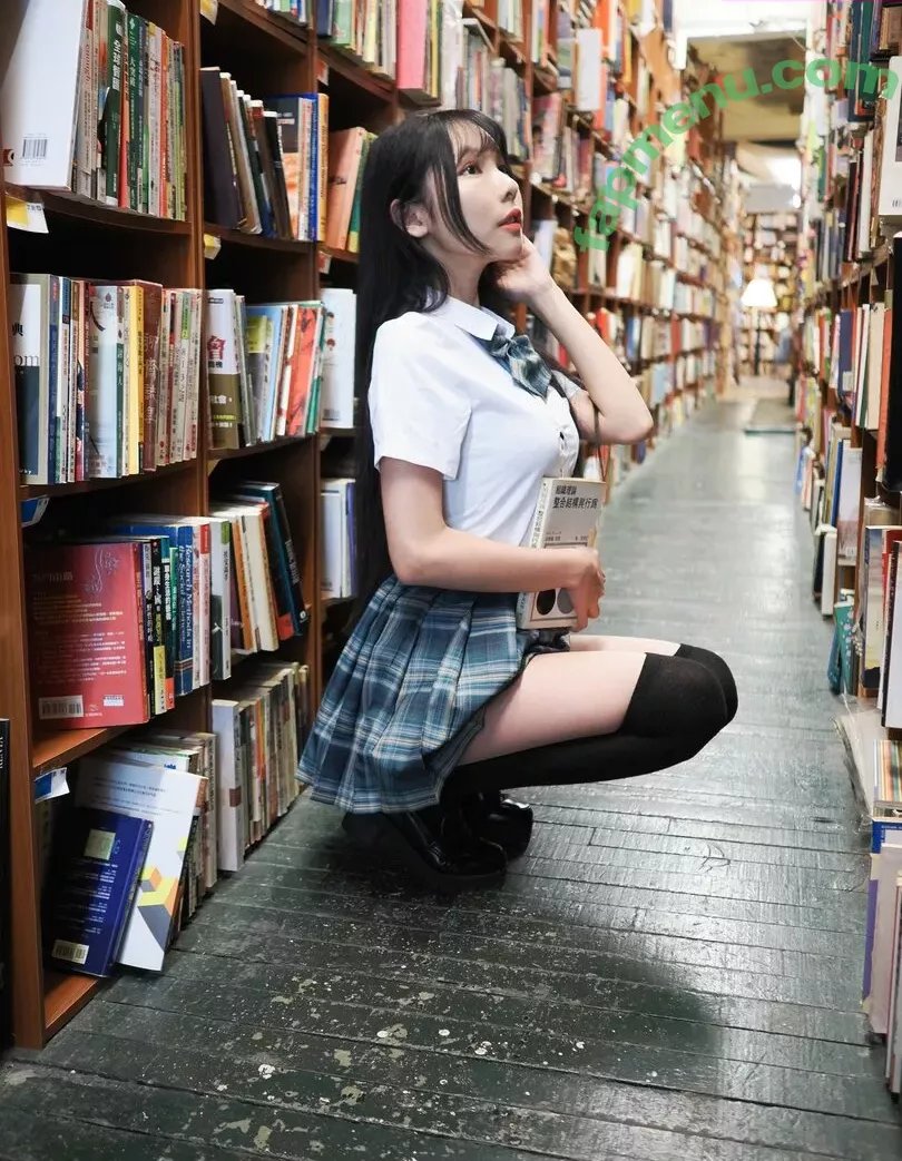 victoria__1998__ nude photo #0042 (victoria__1998_ / 依霜 ゆい)
