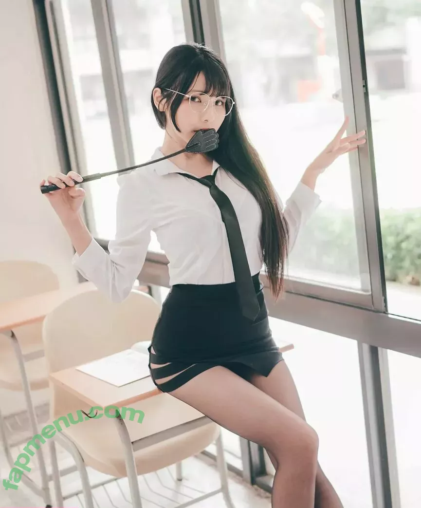 victoria__1998__ nude photo #0067 (victoria__1998_ / 依霜 ゆい)
