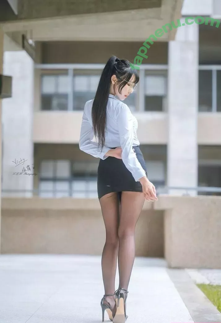victoria__1998__ nude photo #0076 (victoria__1998_ / 依霜 ゆい)