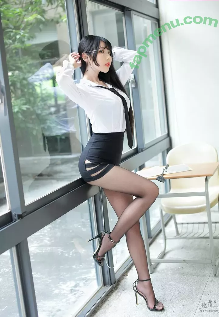 victoria__1998__ nude photo #0084 (victoria__1998_ / 依霜 ゆい)