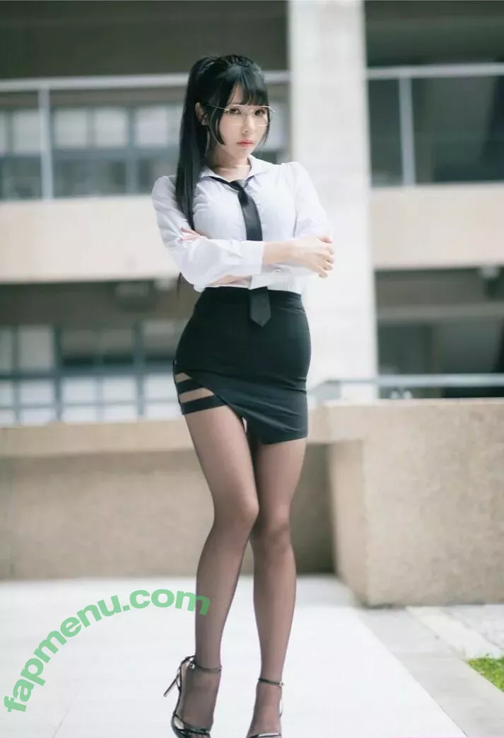 victoria__1998__ nude photo #0090 (victoria__1998_ / 依霜 ゆい)