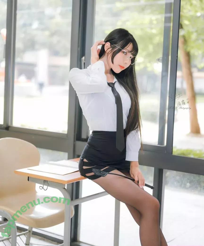 victoria__1998__ nude photo #0091 (victoria__1998_ / 依霜 ゆい)