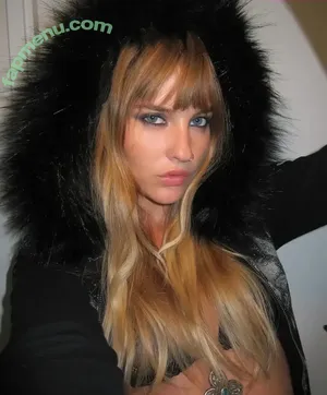 Victoria De Angelis / Maneskin bassist / vicdeangelis nude photo #0809