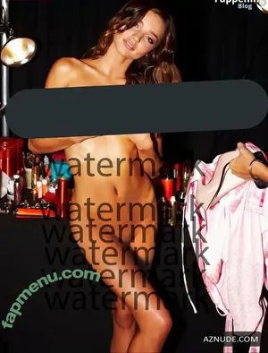  nude photo #0003