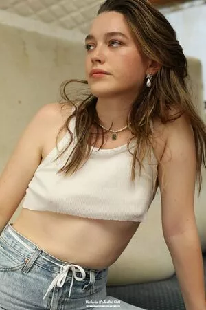 Victoria Pedretti / victoriapedretti_ nude photo #0010