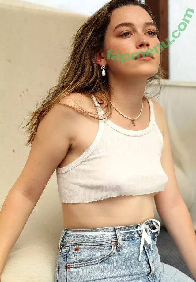 Victoria Pedretti nude photo #0008 (victoriapedretti_)