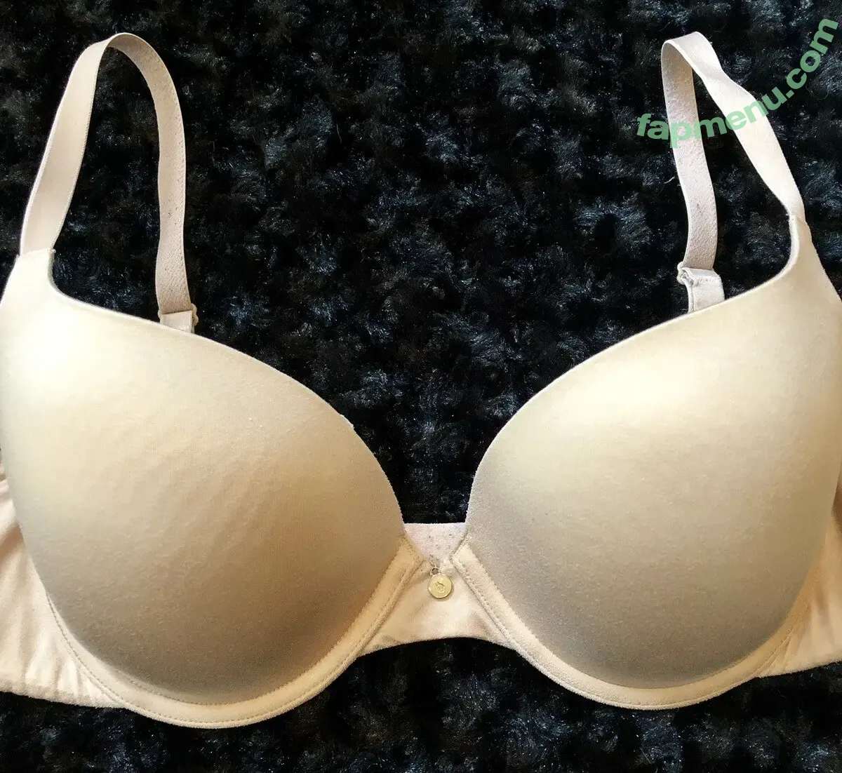 Victoria Secret nude photo #0030 (Victoria Secret)