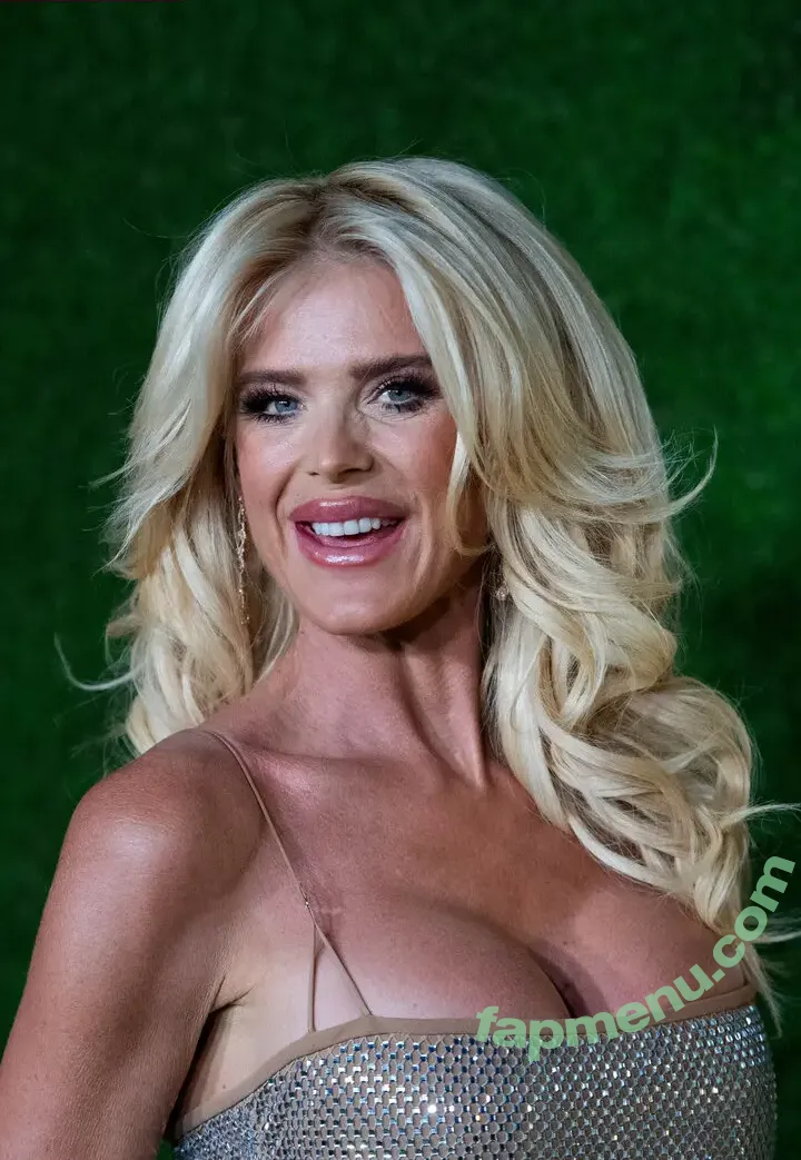 Victoria Silvstedt nude photo #0497 (vicsilvstedt / victoriasilvstedt)