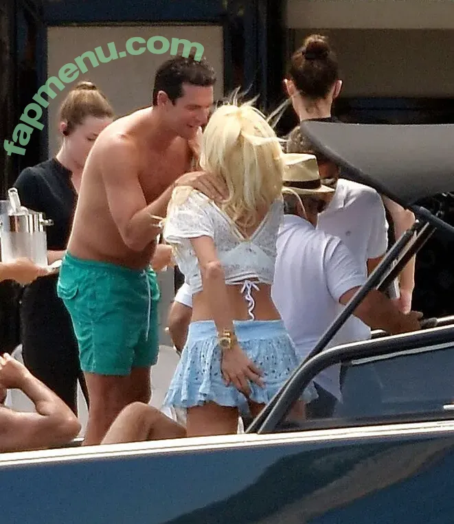Victoria Silvstedt nude photo #0554 (vicsilvstedt / victoriasilvstedt)