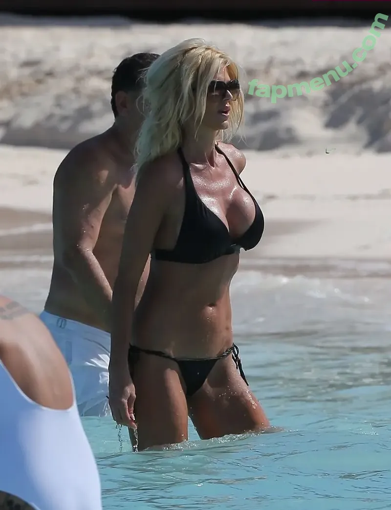 Victoria Silvstedt nude photo #0727 (vicsilvstedt / victoriasilvstedt)