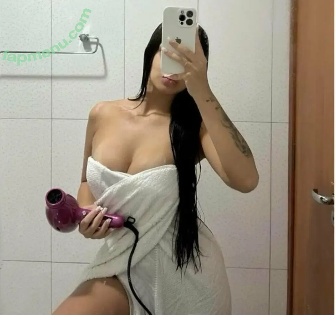 Victoriabanxxxx nude photo #0016 (BaddVickyy)