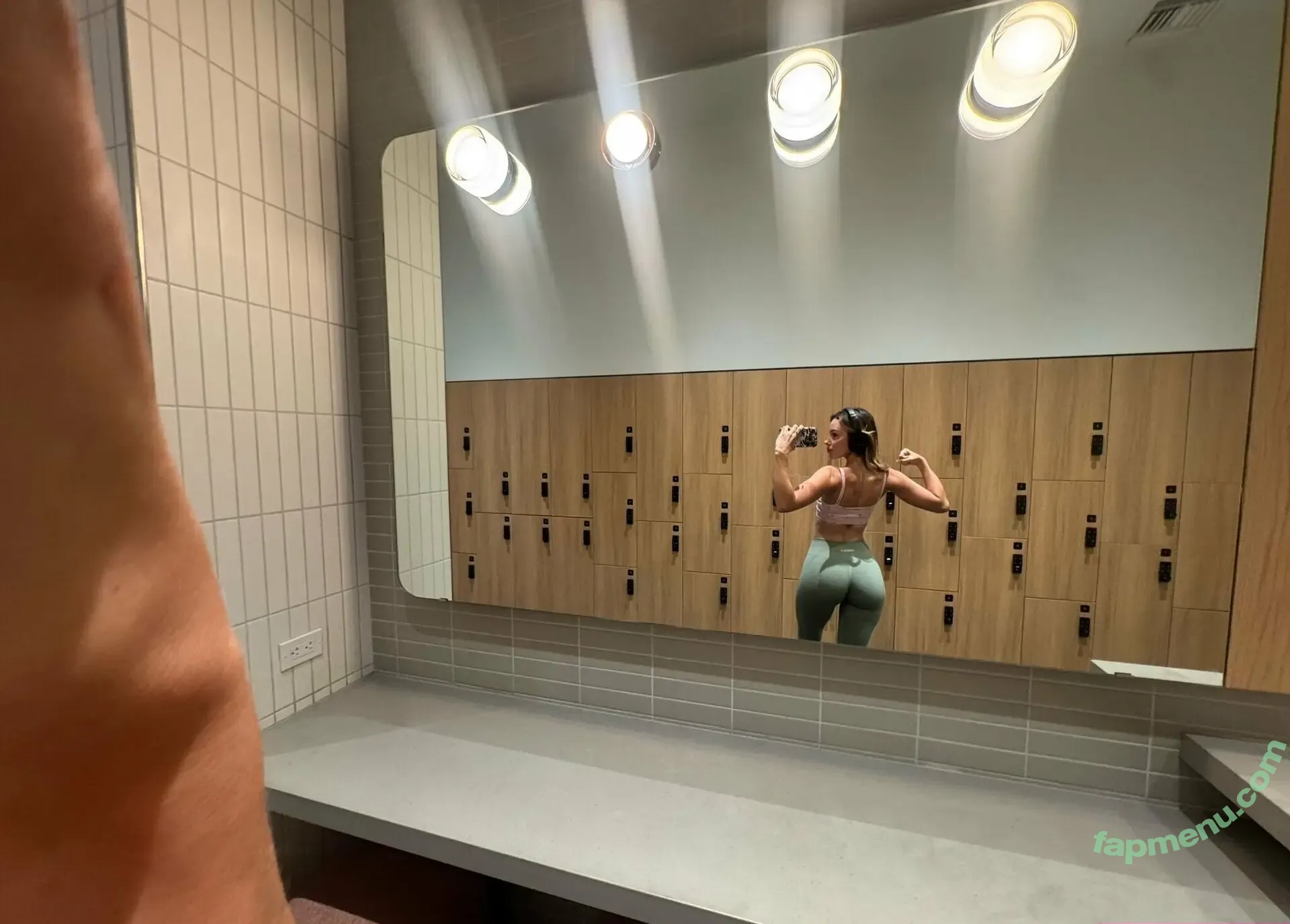 victorialynnmyers nude photo #0012 (victorialynnmyers)