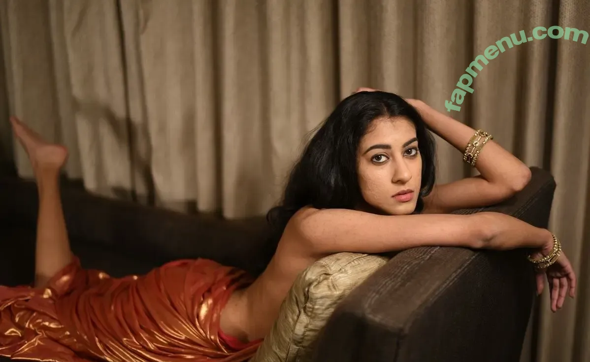 Vidya nude photo #0032 (v_i__d__y_a)