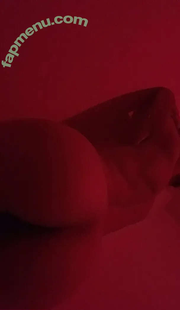viiolettt nude photo #0026 (viiolettt)