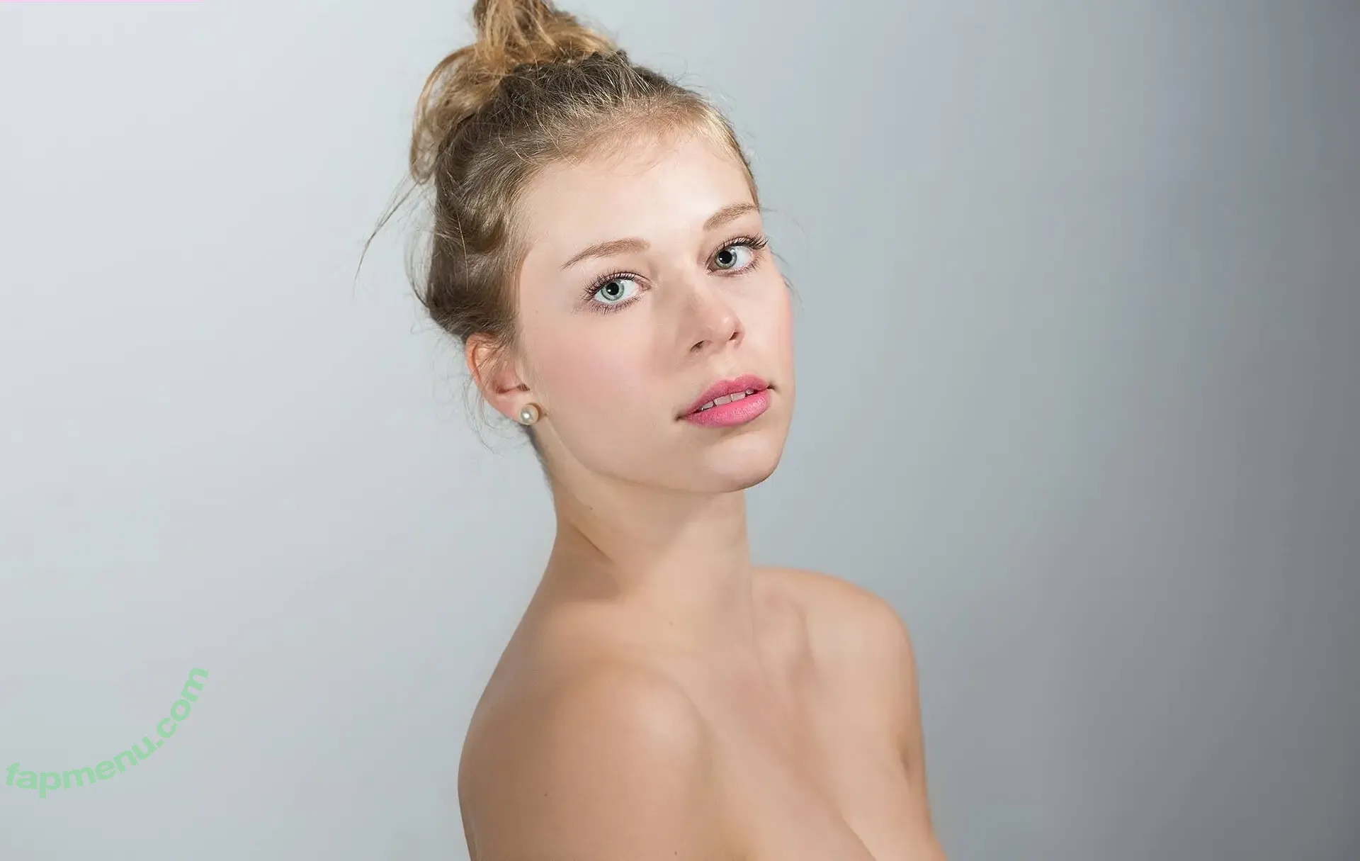 Viktoria Sonntag nude photo #0024 (shesnocrush)