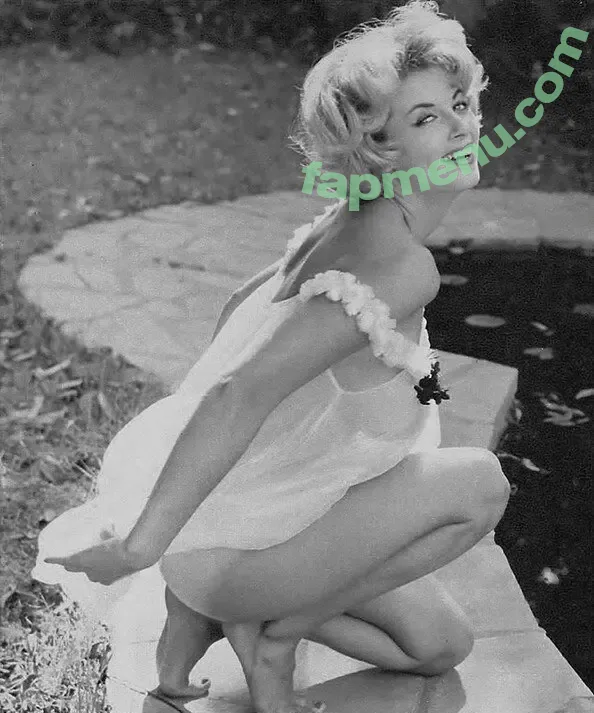 Vintage English Pinups nude photo #0315 (pinup_vintage_gallery)
