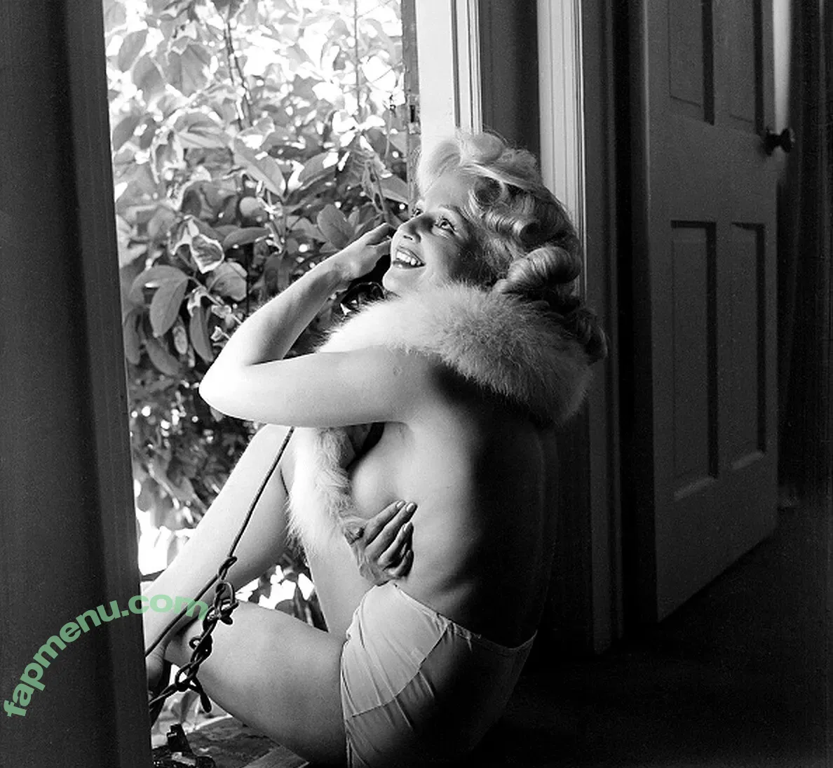 Vintage English Pinups nude photo #0376 (pinup_vintage_gallery)