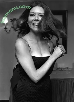 Vintage Sexy Celebs / vintagemoviestars nude photo #0041