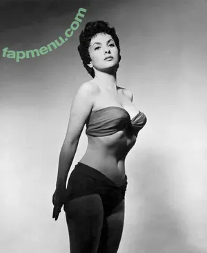 Vintage Sexy Celebs / vintagemoviestars nude photo #0100