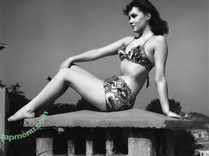 Vintage Sexy Celebs / vintagemoviestars nude photo #0111