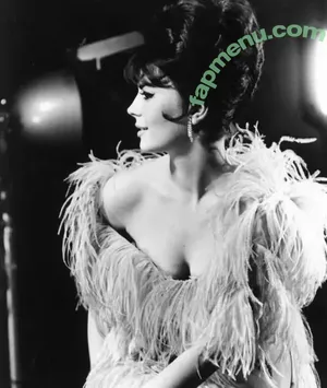 Vintage Sexy Celebs / vintagemoviestars nude photo #0167