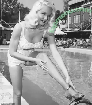 Vintage Sexy Celebs / vintagemoviestars nude photo #0227