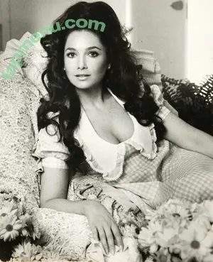 Vintage Sexy Celebs / vintagemoviestars nude photo #0250