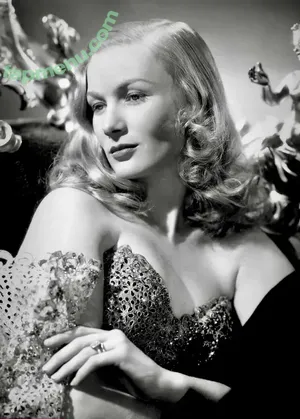 Vintage Sexy Celebs / vintagemoviestars nude photo #0261