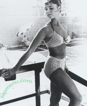 Vintage Sexy Celebs / vintagemoviestars nude photo #0284