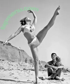 Vintage Sexy Celebs / vintagemoviestars nude photo #0285
