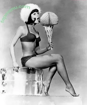 Vintage Sexy Celebs / vintagemoviestars nude photo #0292