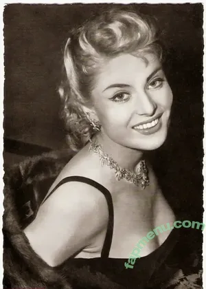 Vintage Sexy Celebs / vintagemoviestars nude photo #0308