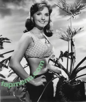 Vintage Sexy Celebs / vintagemoviestars nude photo #0352