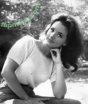 Vintage Sexy Celebs / vintagemoviestars nude photo #0357