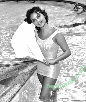 Vintage Sexy Celebs / vintagemoviestars nude photo #0359