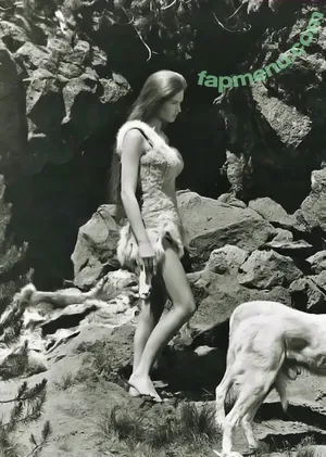 Vintage Sexy Celebs / vintagemoviestars nude photo #0411