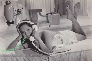 Vintage Sexy Celebs / vintagemoviestars nude photo #0482