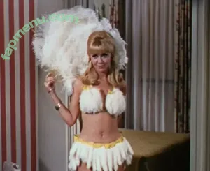 Vintage Sexy Celebs / vintagemoviestars nude photo #0500