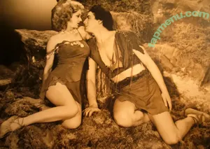 Vintage Sexy Celebs / vintagemoviestars nude photo #0591