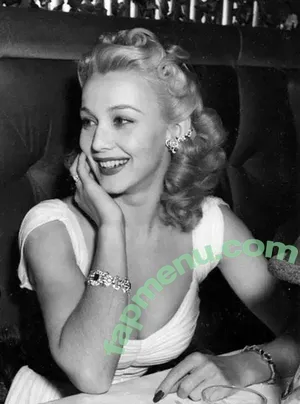 Vintage Sexy Celebs / vintagemoviestars nude photo #0595