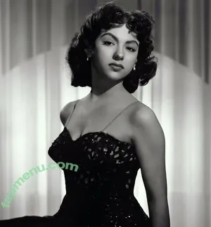 Vintage Sexy Celebs / vintagemoviestars nude photo #0656