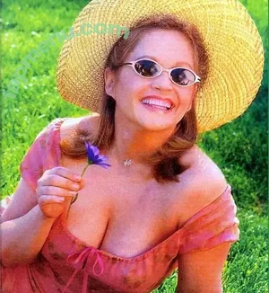 Vintage Sexy Celebs / vintagemoviestars nude photo #0780