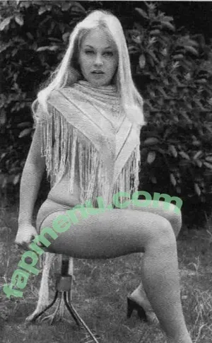 Vintage Sexy Celebs / vintagemoviestars nude photo #0781