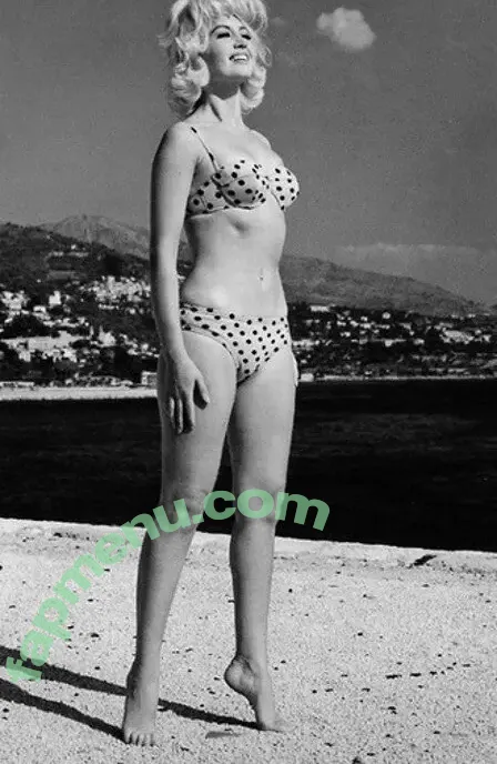 Vintage Sexy Celebs nude photo #0002 (vintagemoviestars)