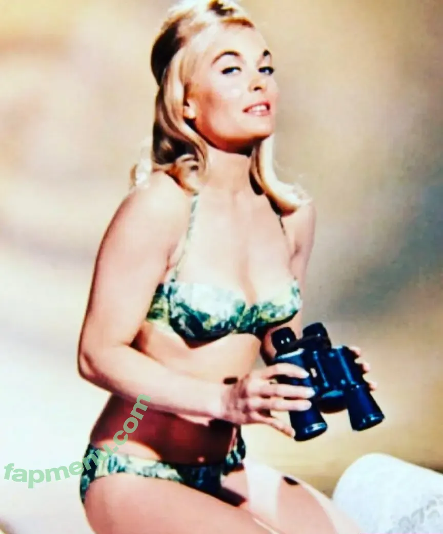 Vintage Sexy Celebs nude photo #0135 (vintagemoviestars)