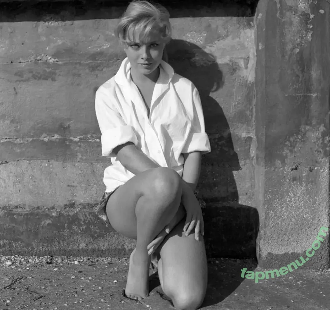 Vintage Sexy Celebs nude photo #0208 (vintagemoviestars)