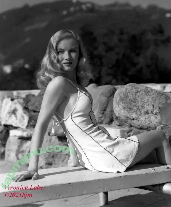 Vintage Sexy Celebs nude photo #0256 (vintagemoviestars)