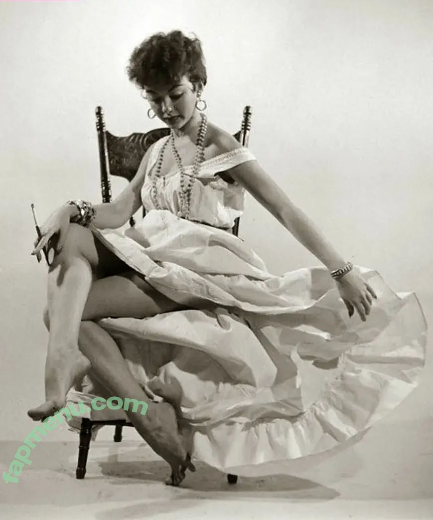 Vintage Sexy Celebs nude photo #0660 (vintagemoviestars)