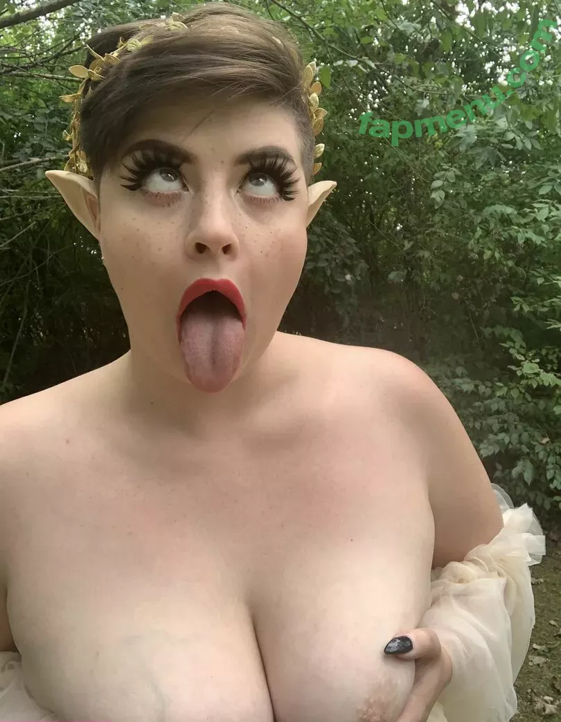 Vintage_vogue nude photo #0001 (Grimyandgolden / Rosieposiepie)